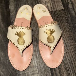 Jack Rogers Exclusive Pineapple
Sandal in Bone and Gold  size 9